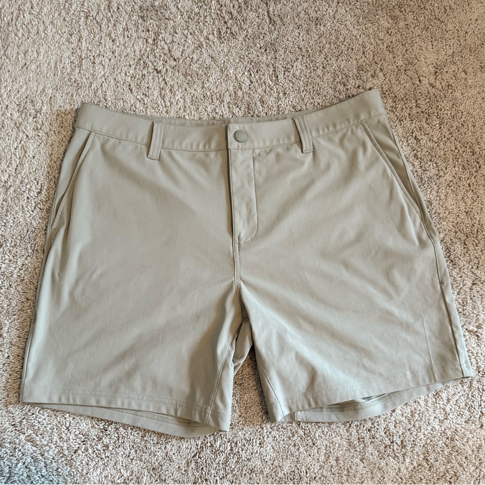 RHONE Tan Flat Front Shorts Lightweight Versatile